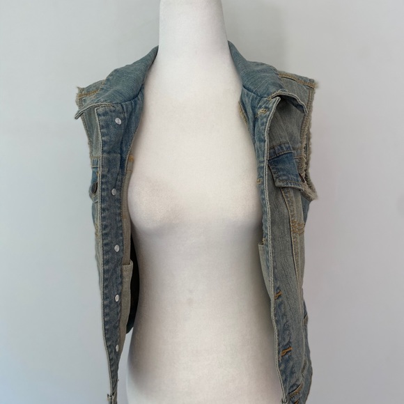 American Rag Cropped Jean Jacket Women’s Medium - Picture 7 of 8